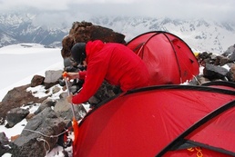 Высокогорная трехместная экспедиционная палатка. Alexika Matrix 3