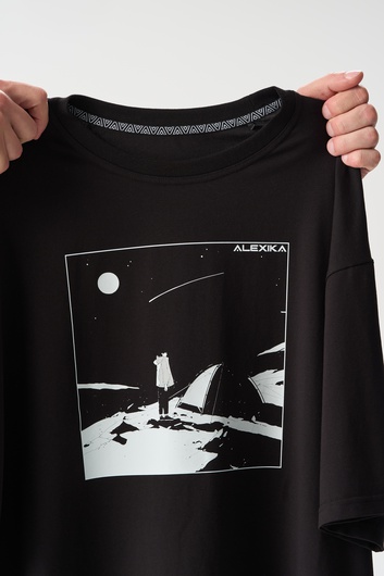 Футболка свободного силуэта Alexika Футболка Alexika Аниме